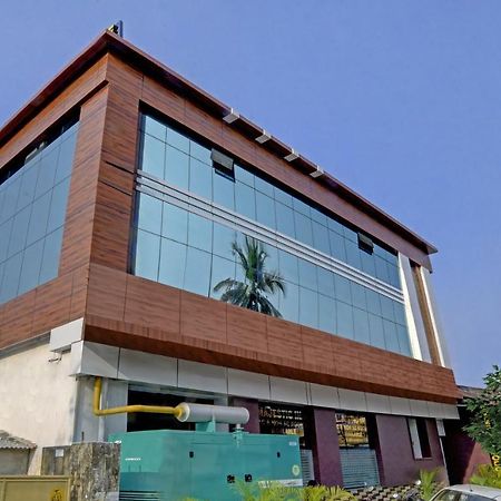 Treebo Trip Majestic Inn Thampanoor Thiruvananthapuram Εξωτερικό φωτογραφία