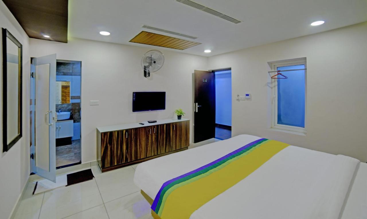 Treebo Trip Majestic Inn Thampanoor Thiruvananthapuram Εξωτερικό φωτογραφία