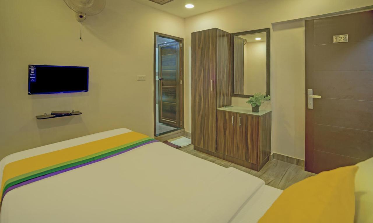 Treebo Trip Majestic Inn Thampanoor Thiruvananthapuram Εξωτερικό φωτογραφία