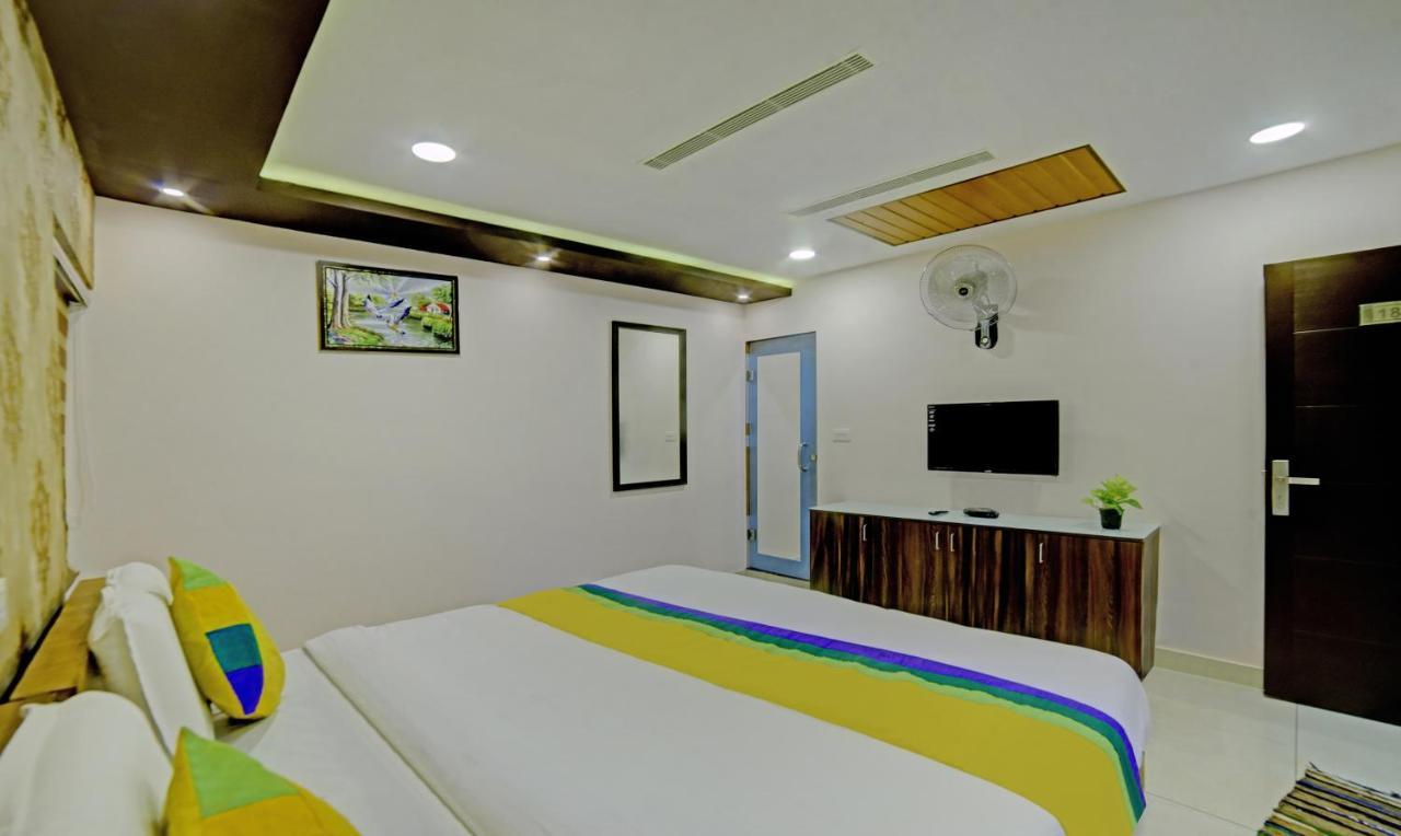 Treebo Trip Majestic Inn Thampanoor Thiruvananthapuram Εξωτερικό φωτογραφία